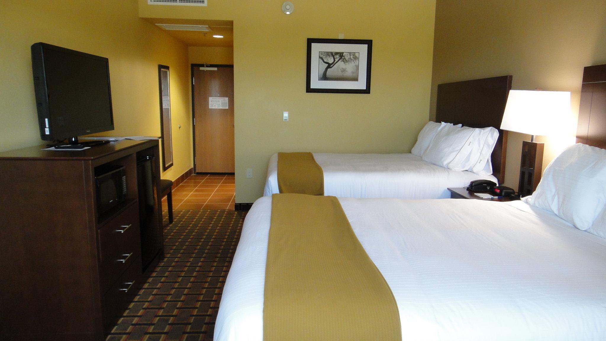 Holiday Inn Express & Suites George West By Ihg Room photo