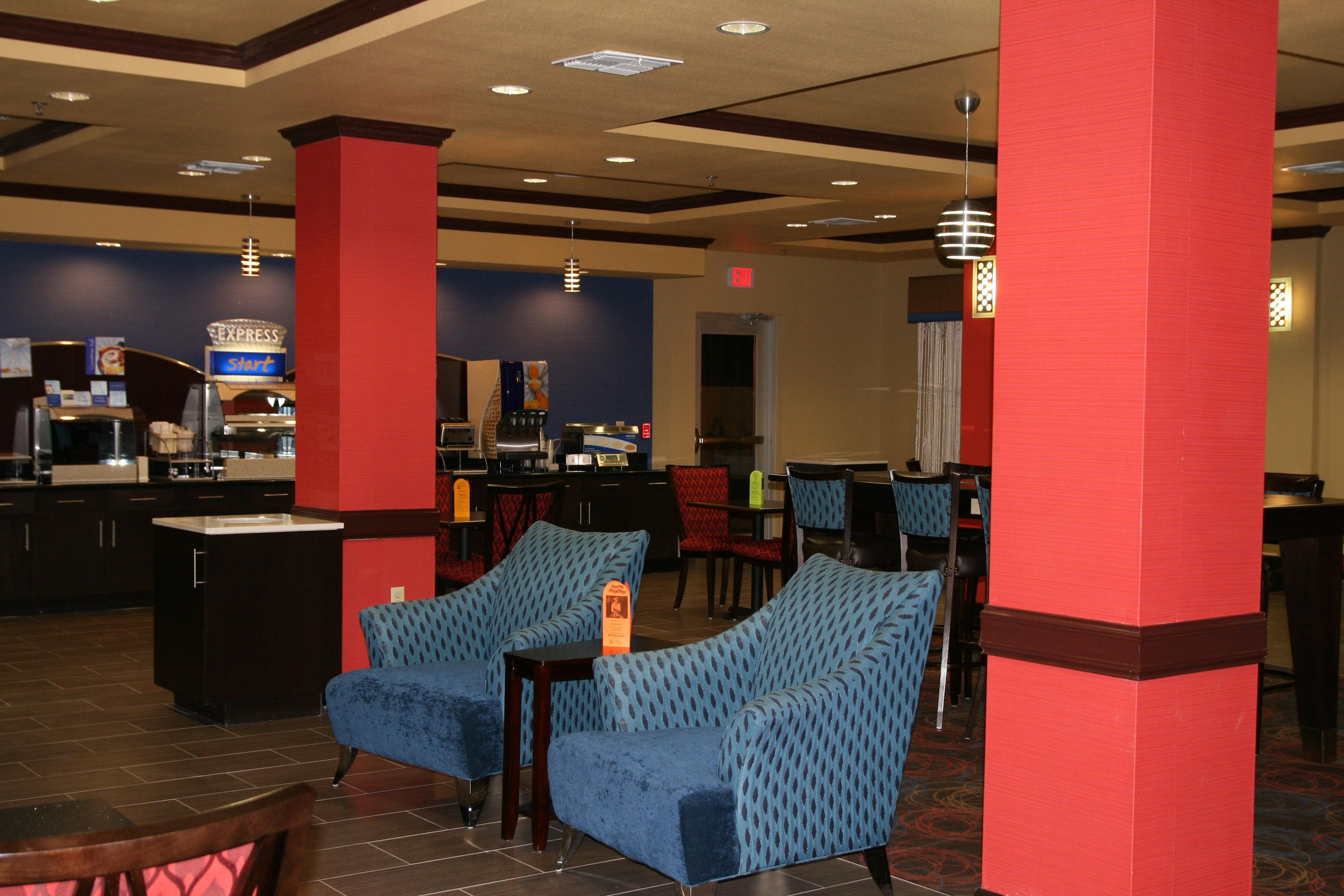 Holiday Inn Express & Suites George West By Ihg Exterior photo